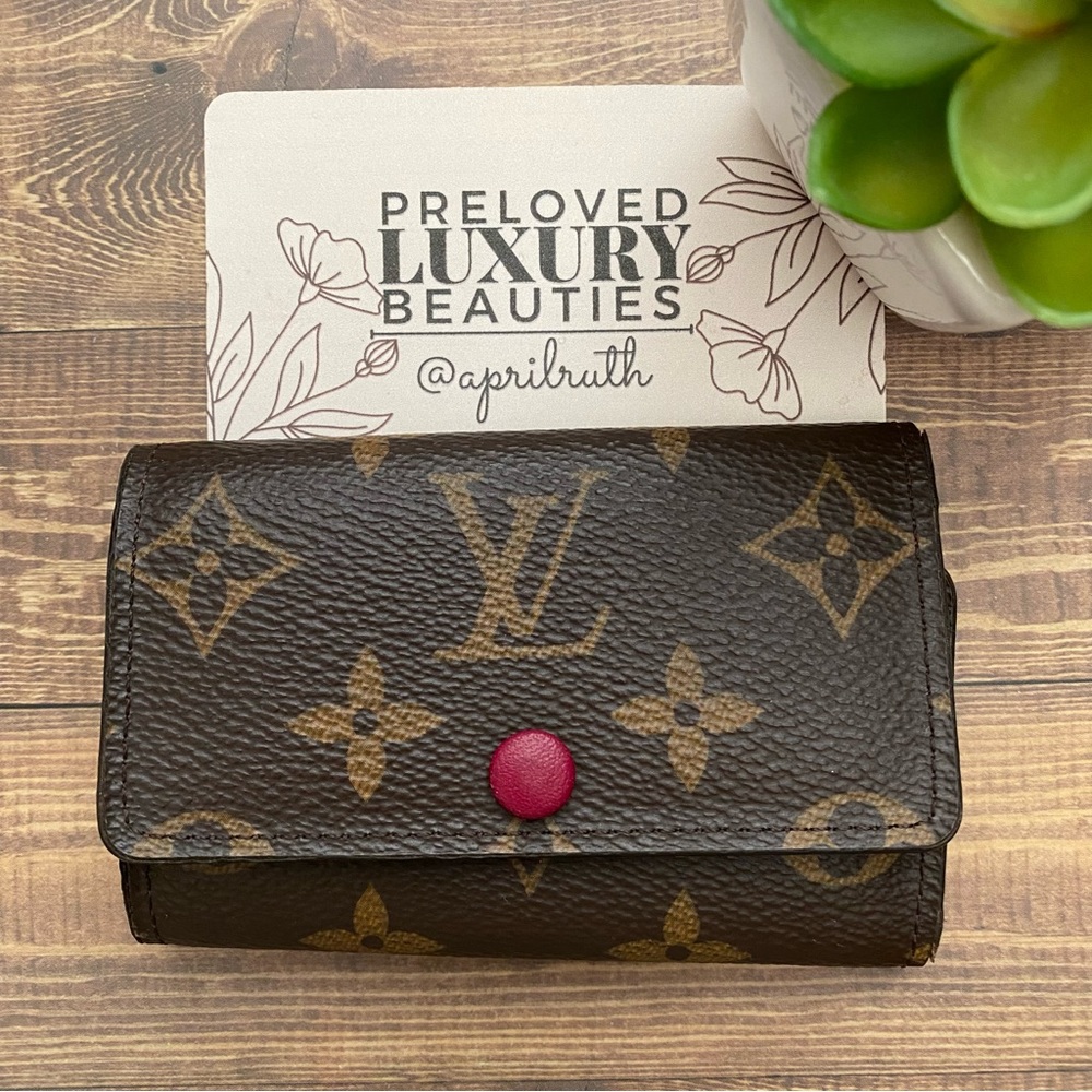 Louis Vuitton - 6 Key Holder Monogram Fuchsia